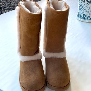 UGG Hadley II girls Genuine shearling trim waterproof boot size 3